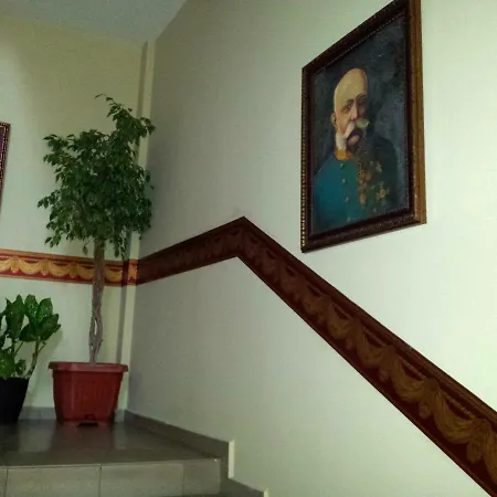 Хотел триумф *