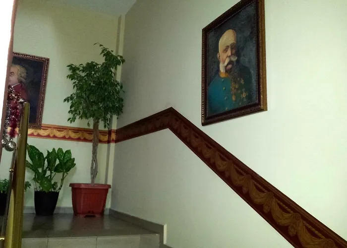 Хотел триумф *